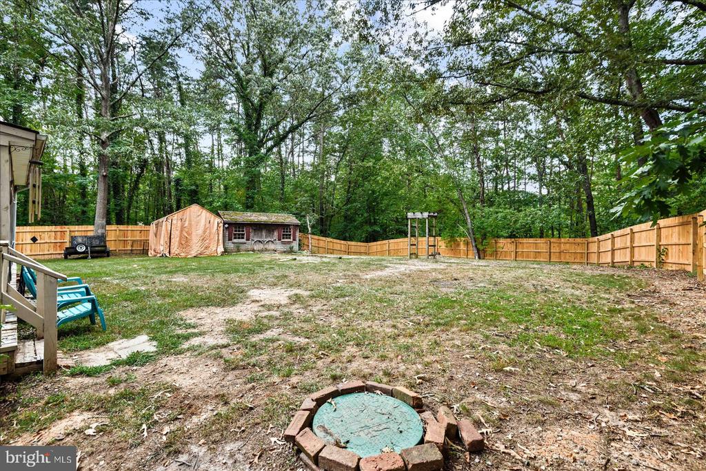 215 Lexington Dr