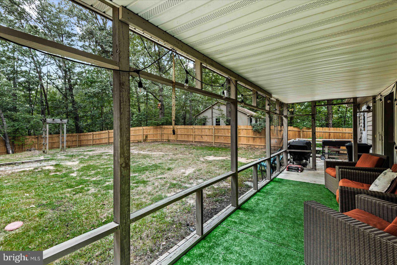 215 Lexington Dr