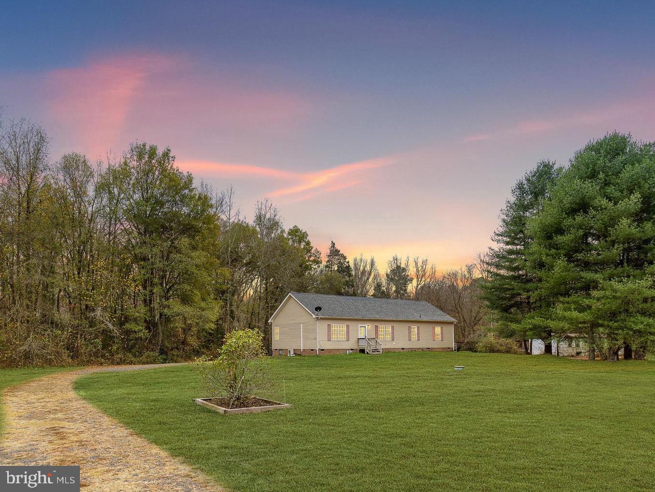 11652 Stonewall Jackson Rd