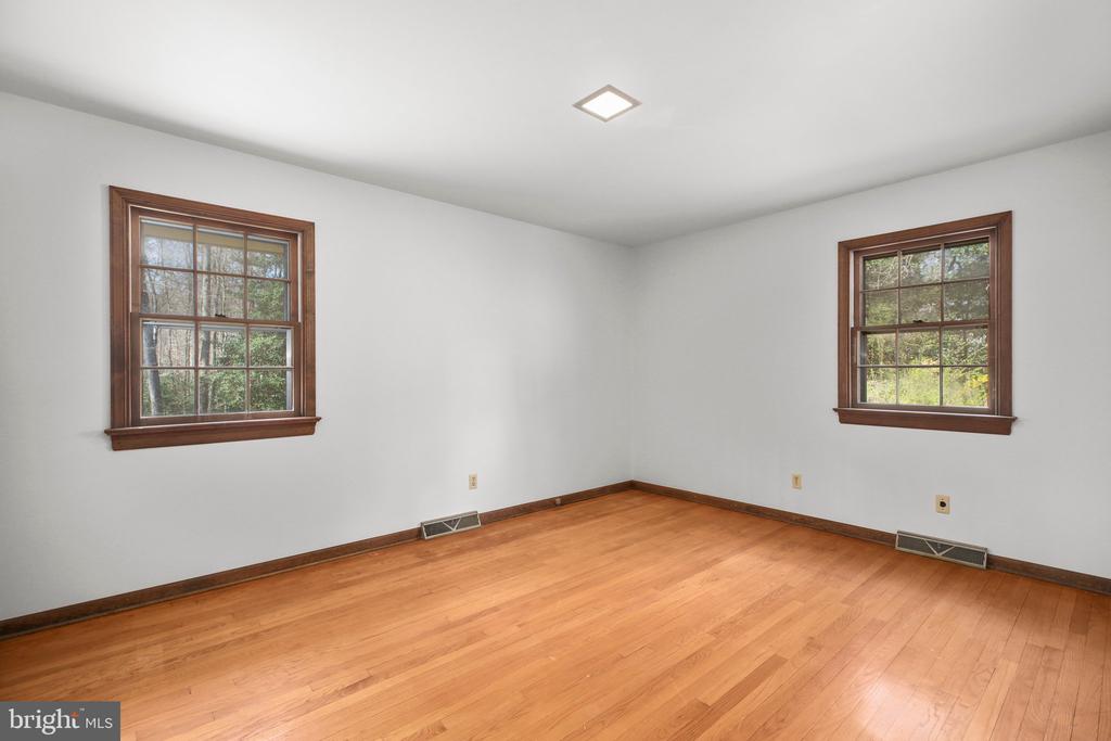 13360 Fredericksburg Tpke