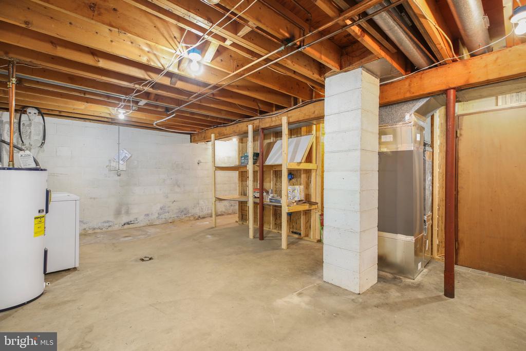 13360 Fredericksburg Tpke