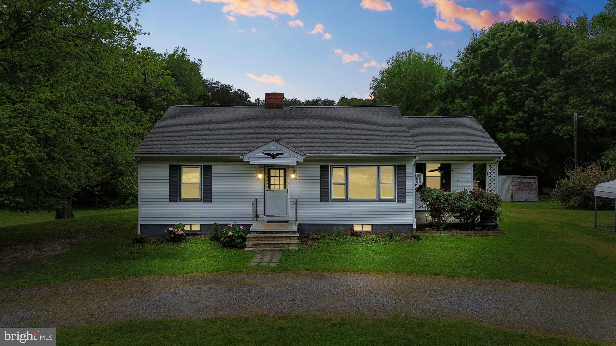 7166 Fredericksburg Tpke