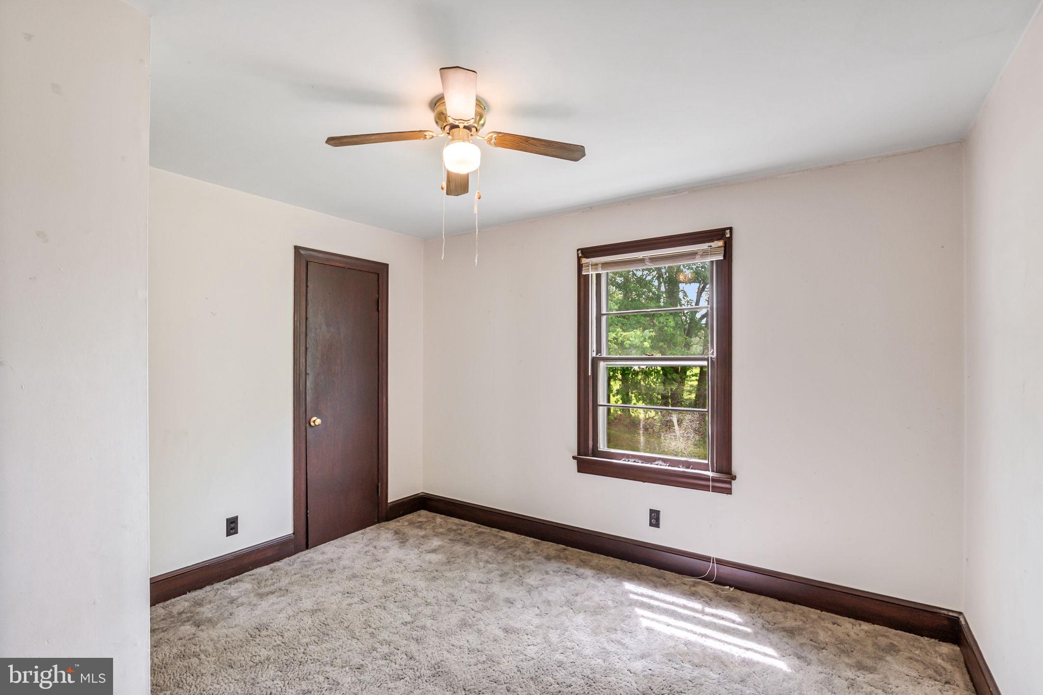 7166 Fredericksburg Tpke