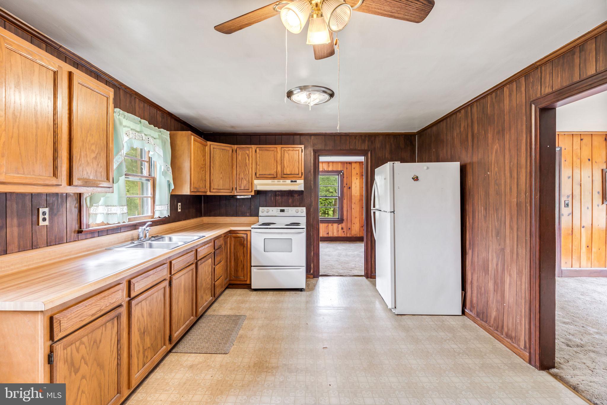 7166 Fredericksburg Tpke