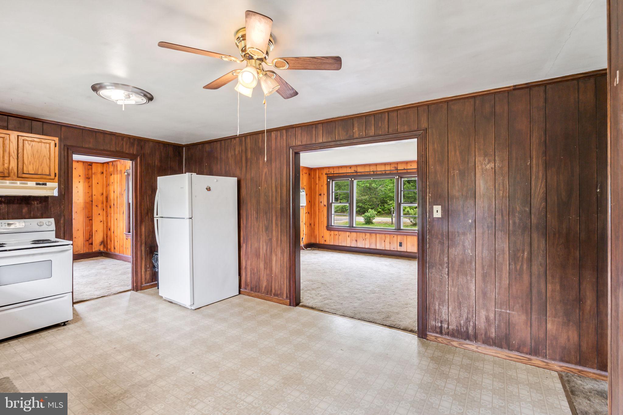 7166 Fredericksburg Tpke