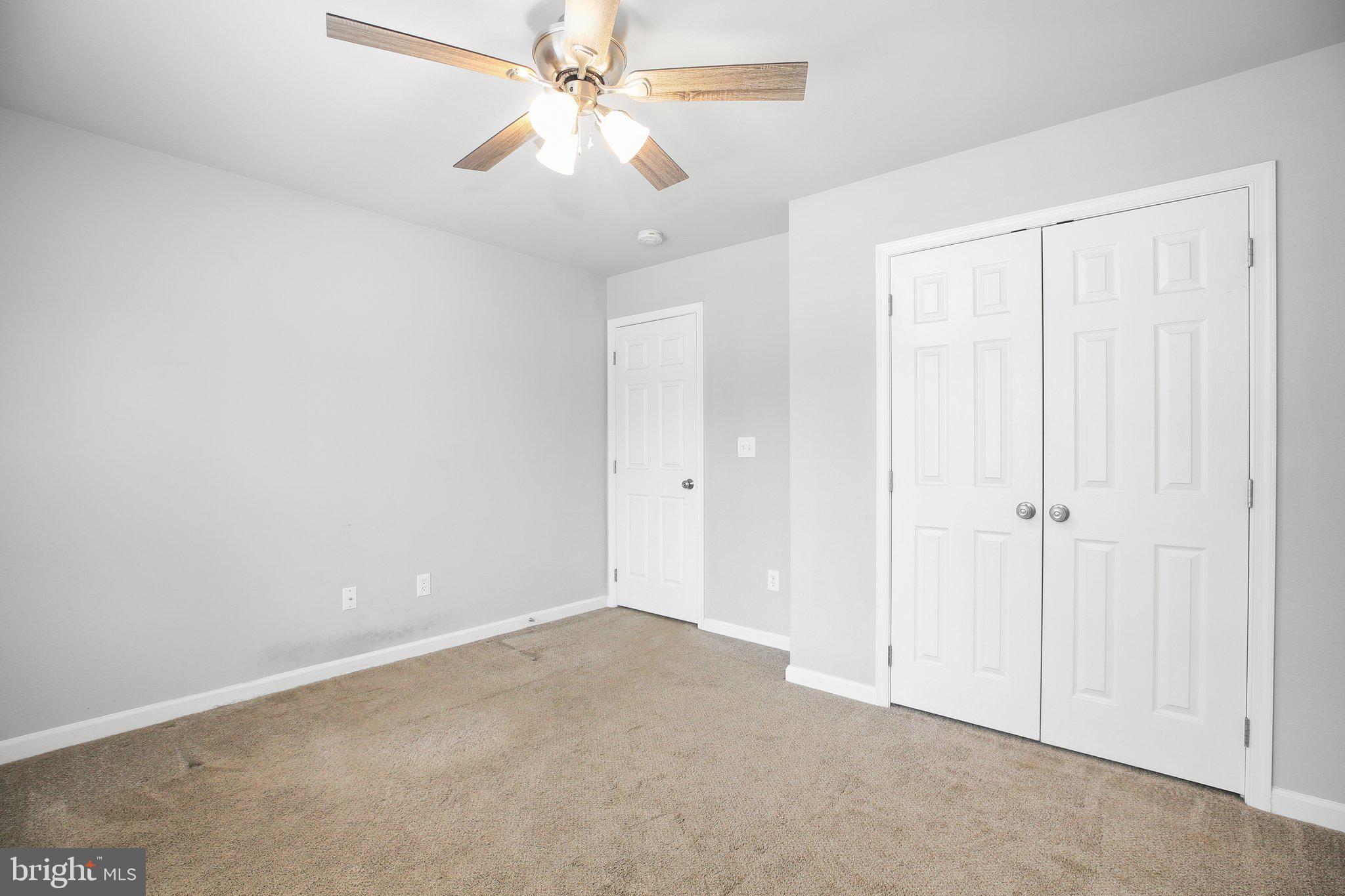 125 Dorsey Ln