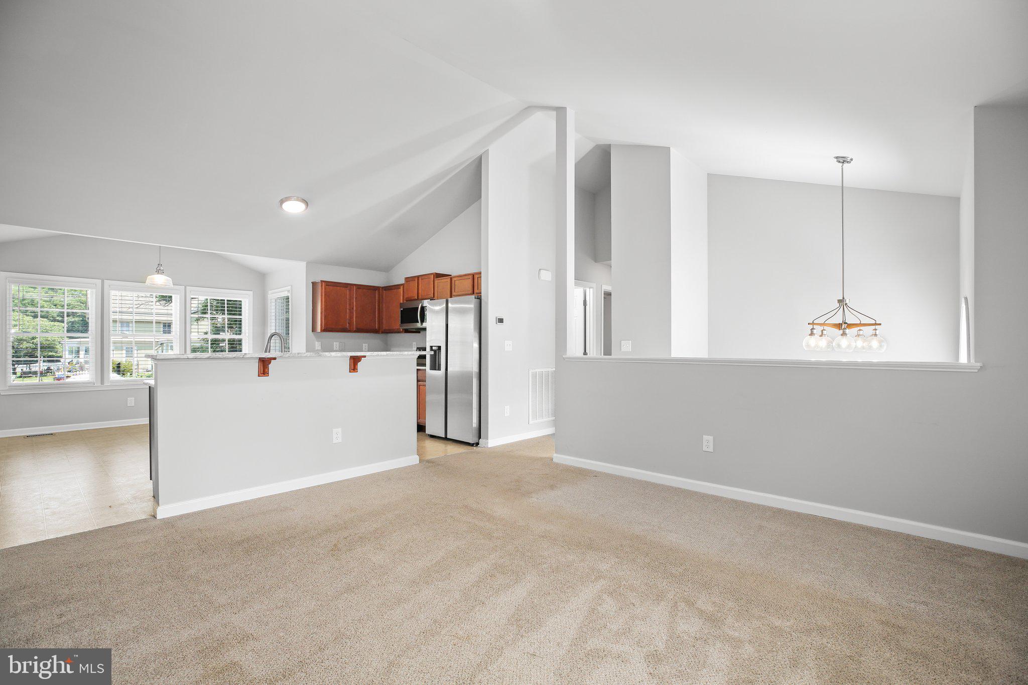125 Dorsey Ln