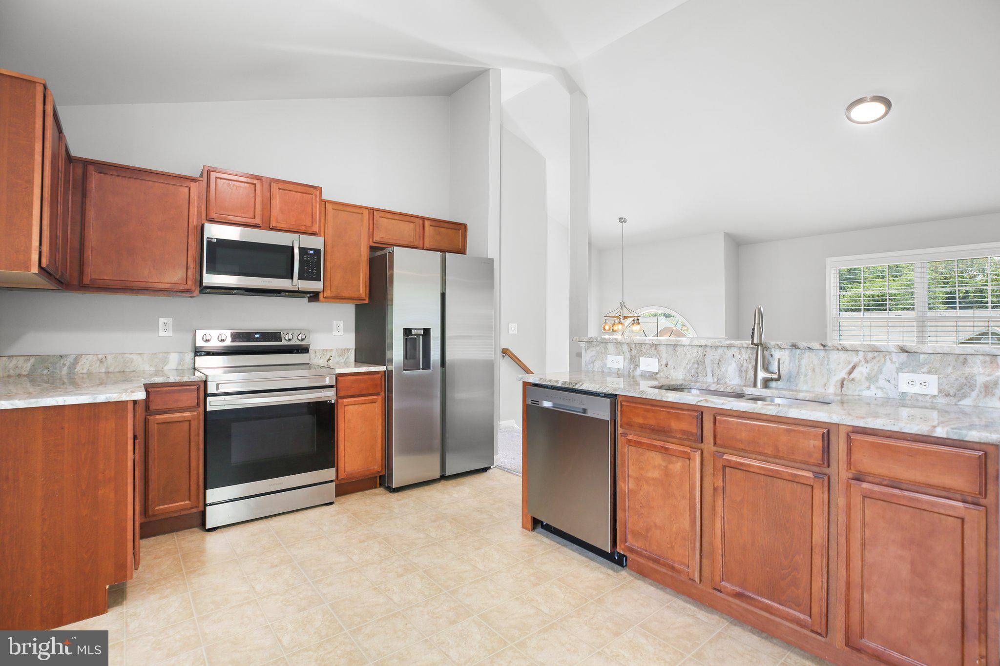 125 Dorsey Ln