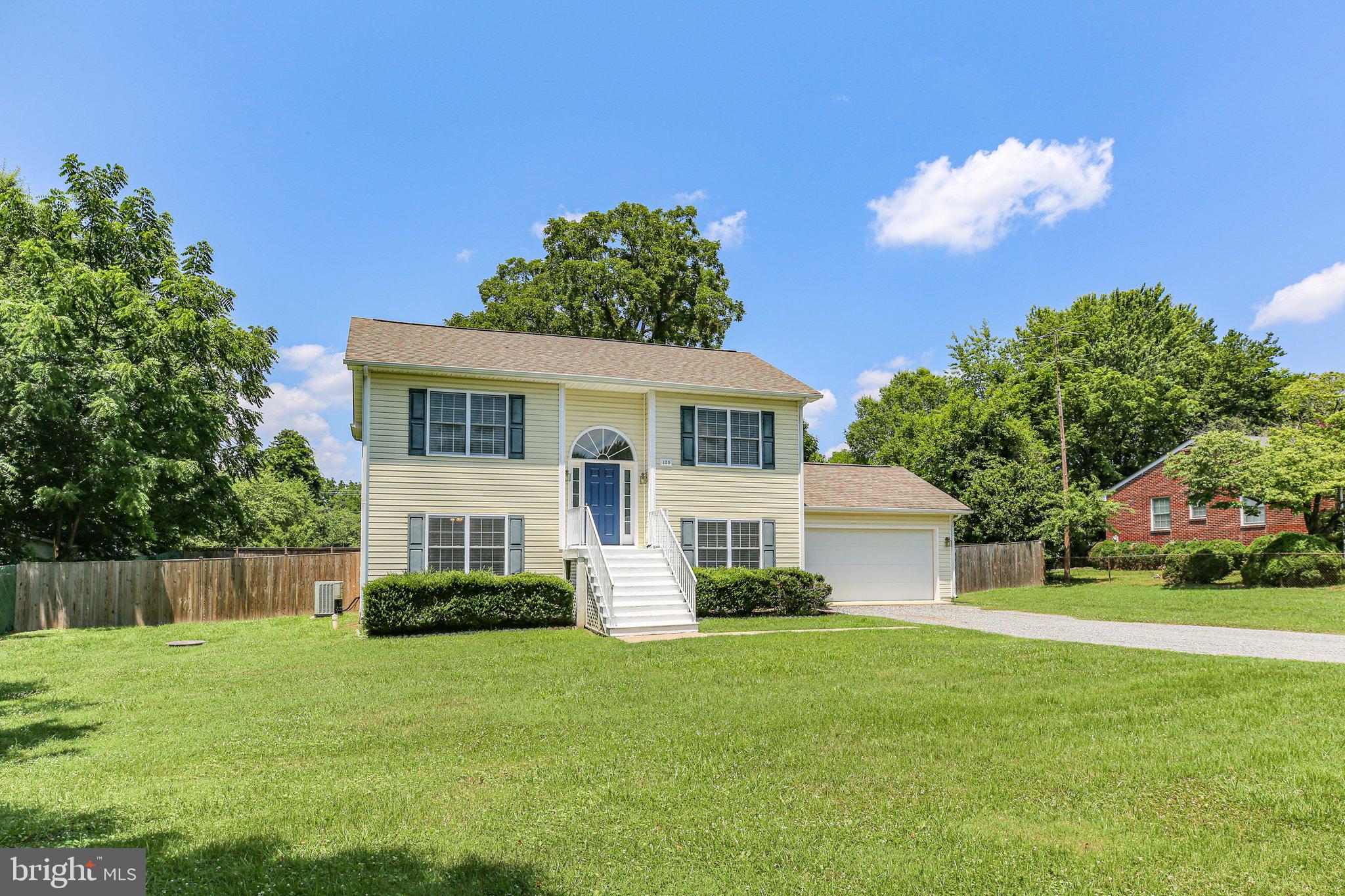 125 Dorsey Ln