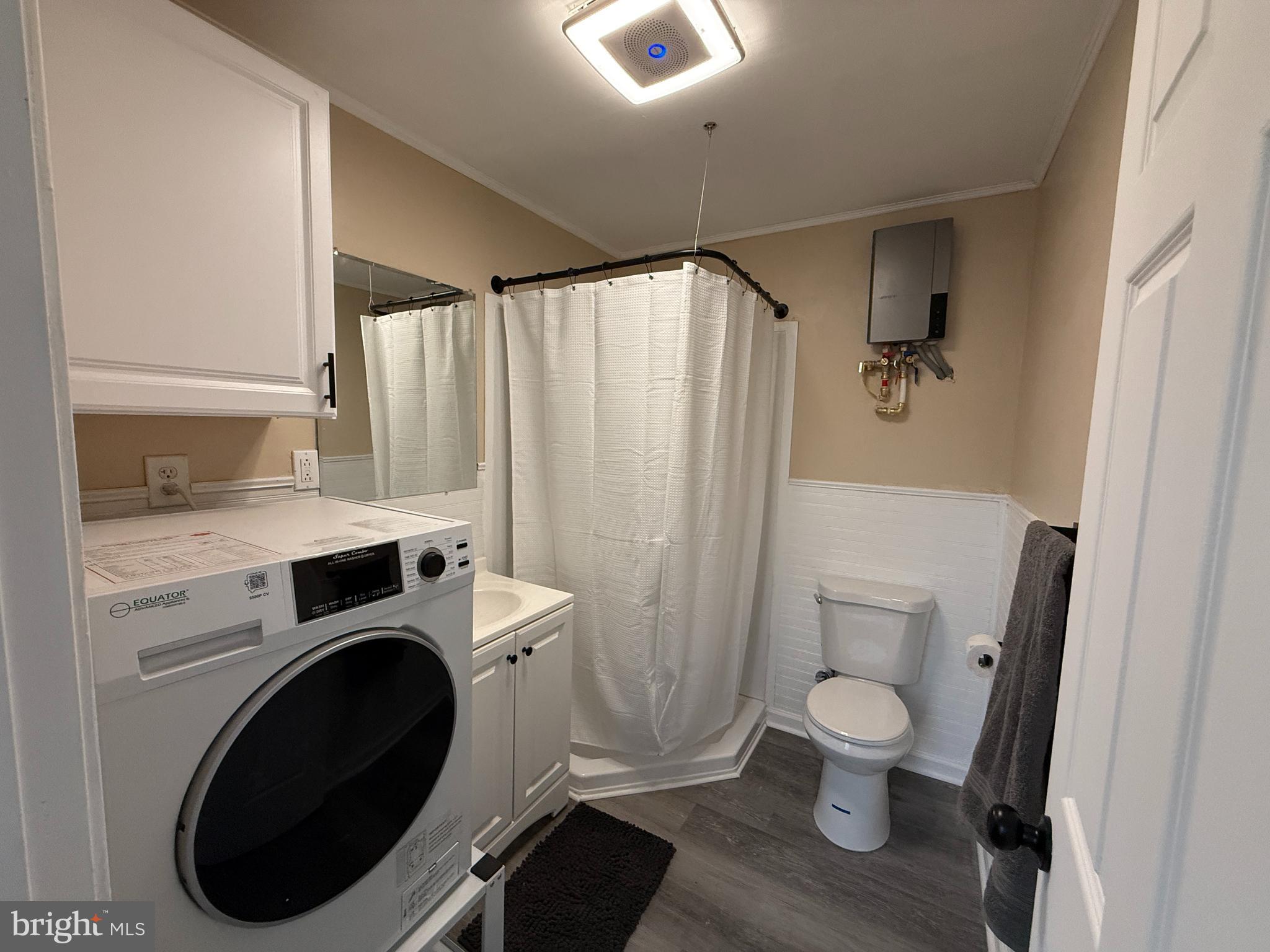 2409 QUAIL OAK DRIVE