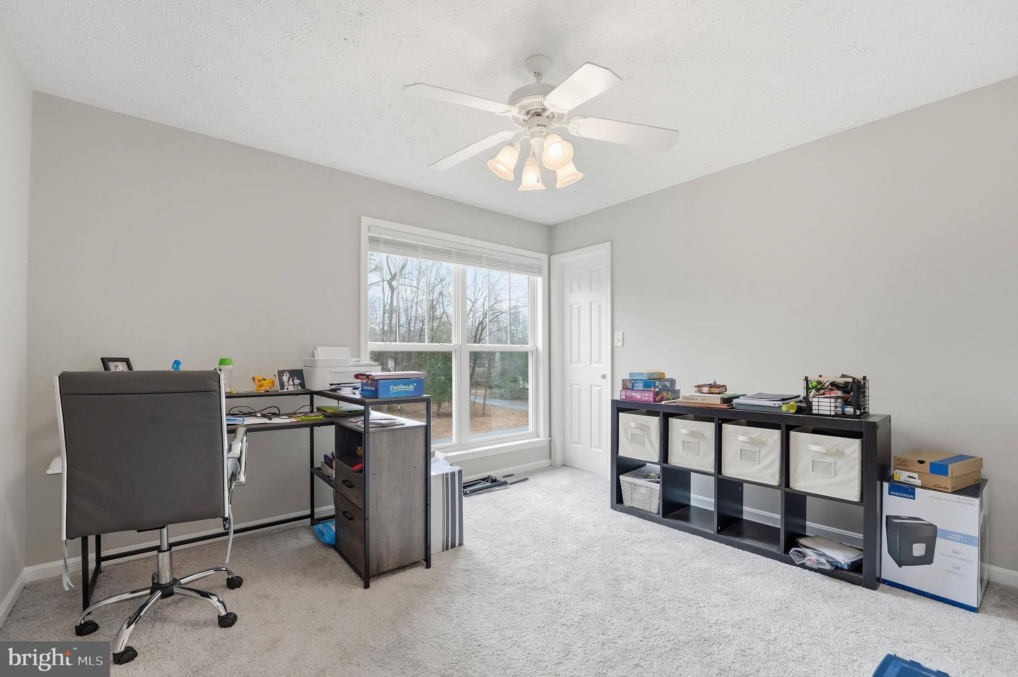 219 HOLLYSIDE DRIVE
