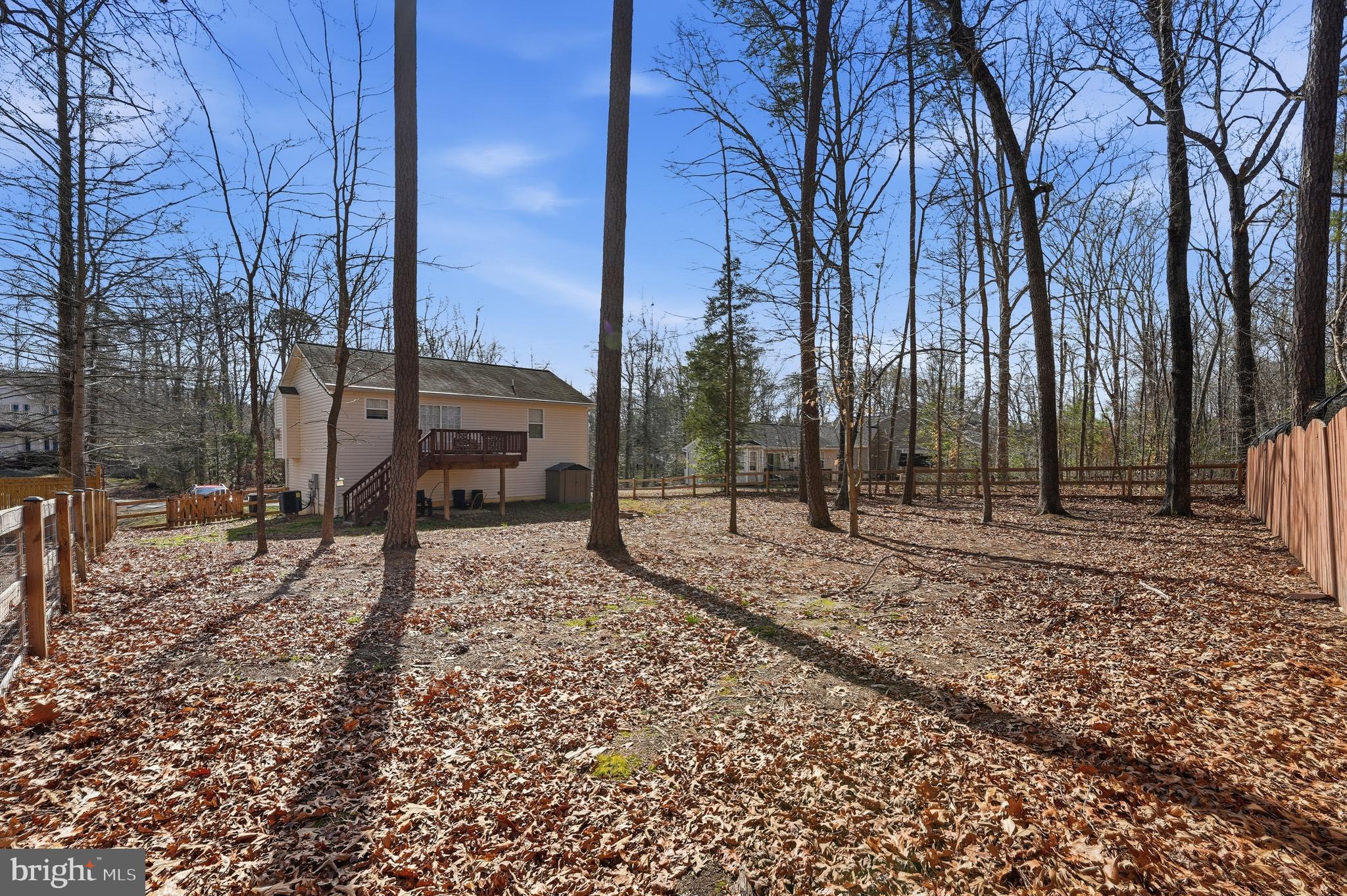 219 HOLLYSIDE DRIVE