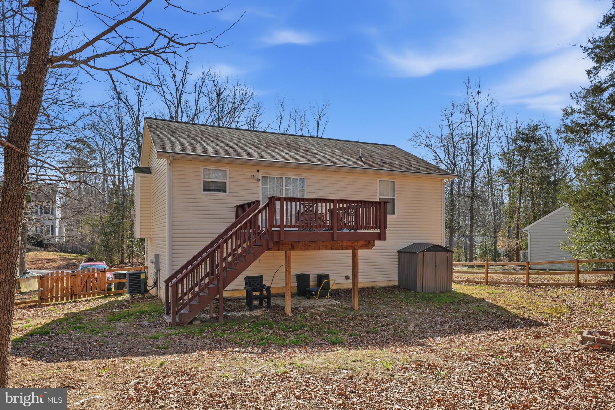219 HOLLYSIDE DRIVE