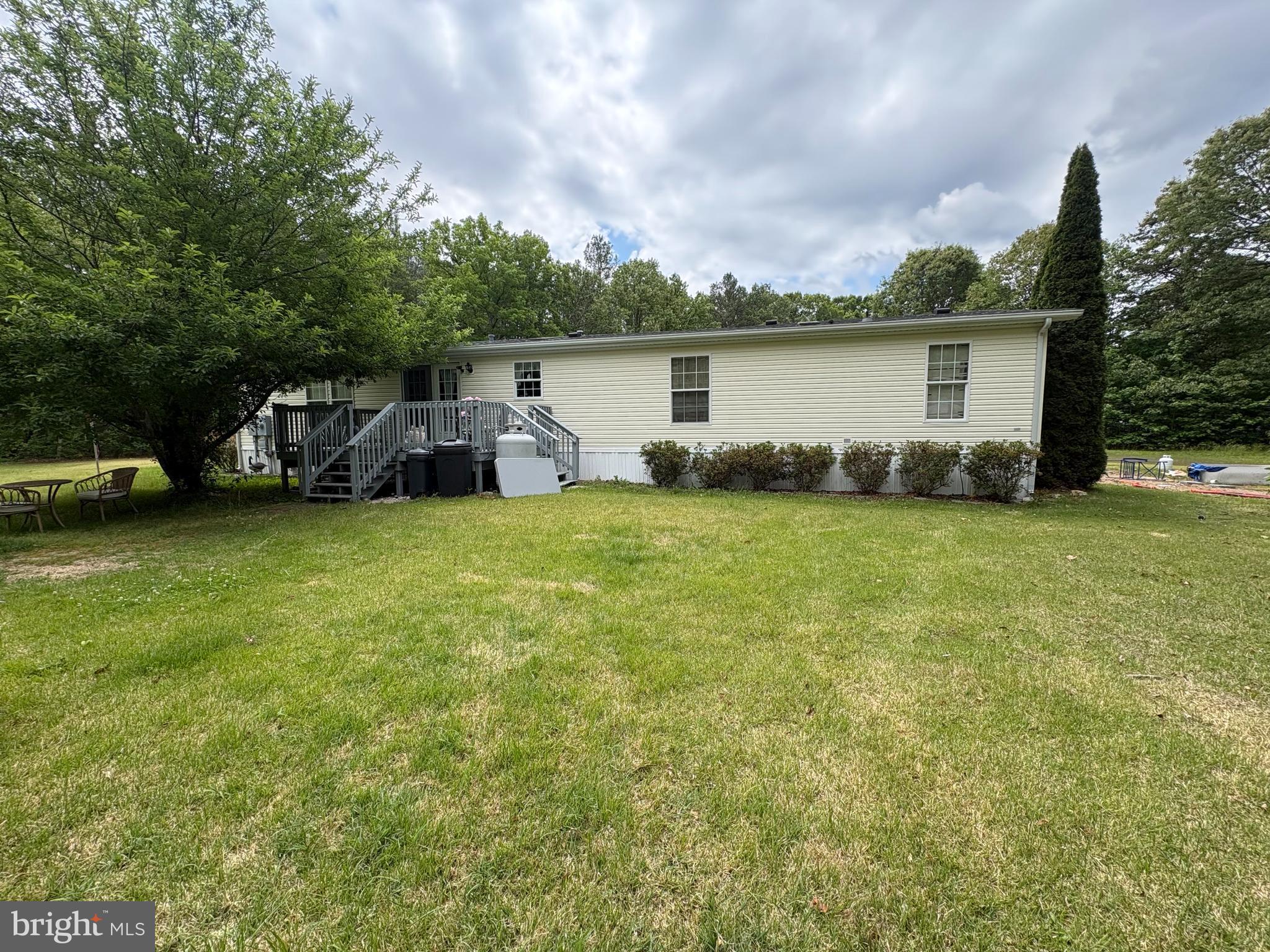 6647 QUARTERS ROAD