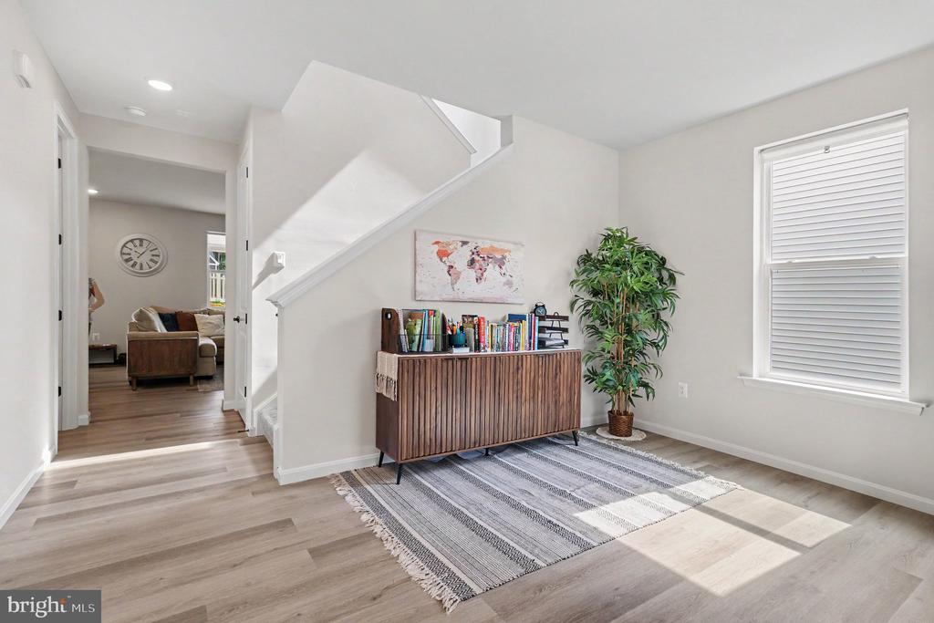 7123 BRAXTON COURT