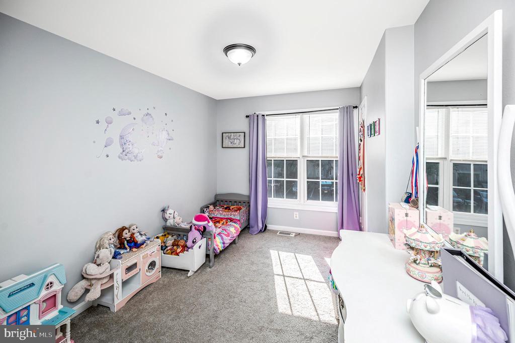 23044 SIR BARTON COURT