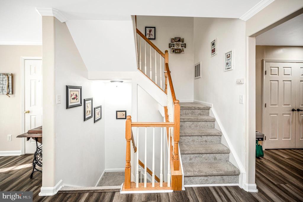 23044 SIR BARTON COURT