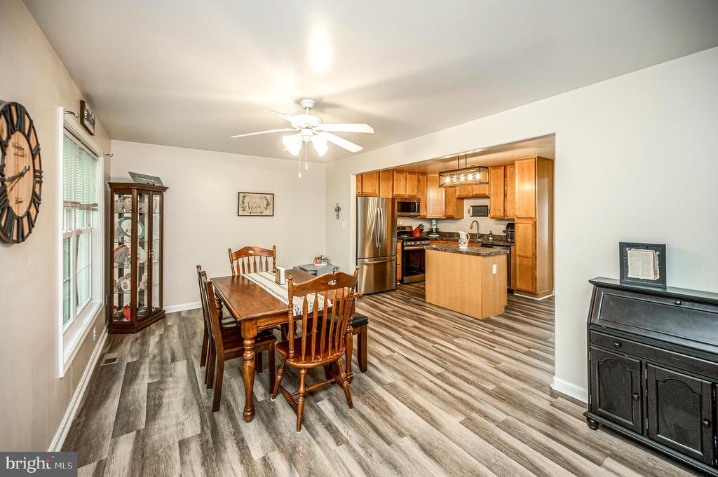 23044 SIR BARTON COURT