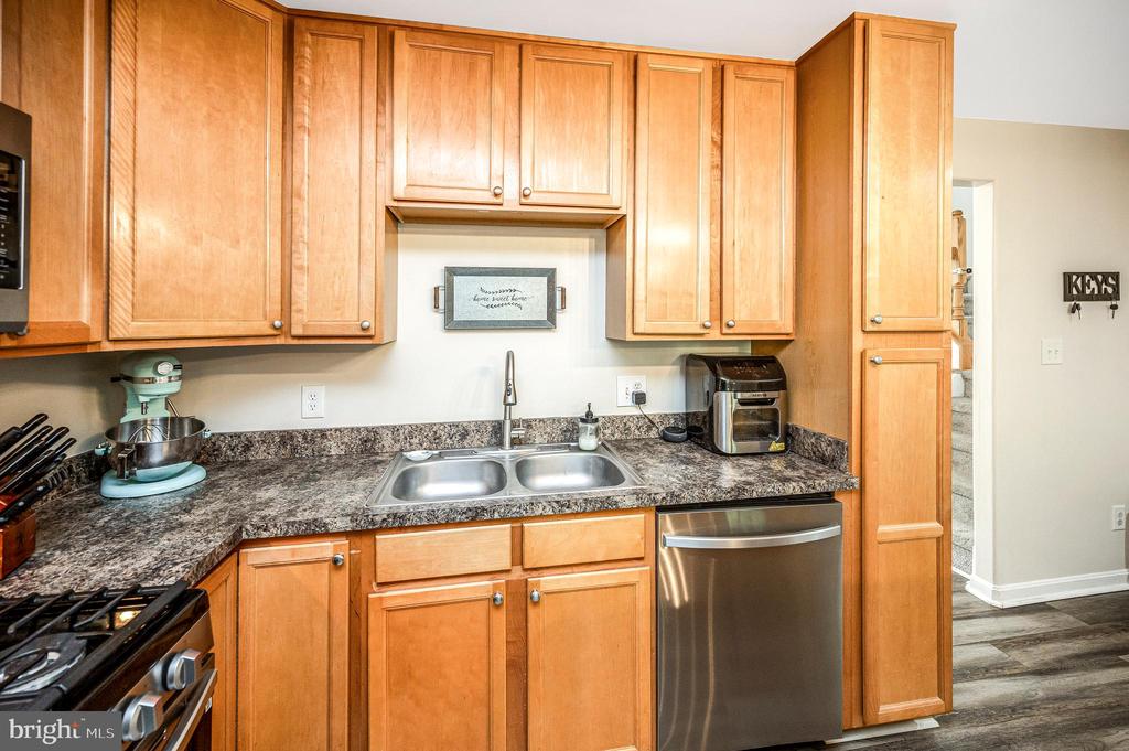 23044 SIR BARTON COURT