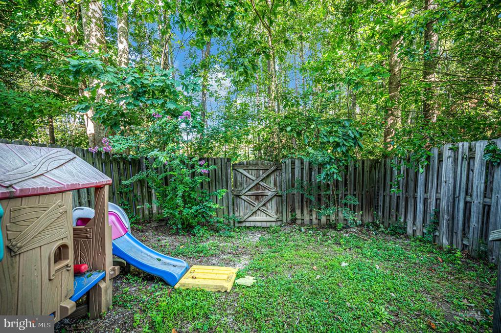 23044 SIR BARTON COURT