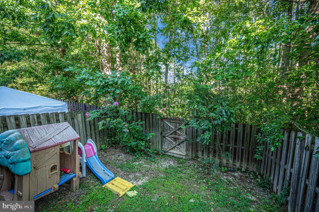 23044 SIR BARTON COURT