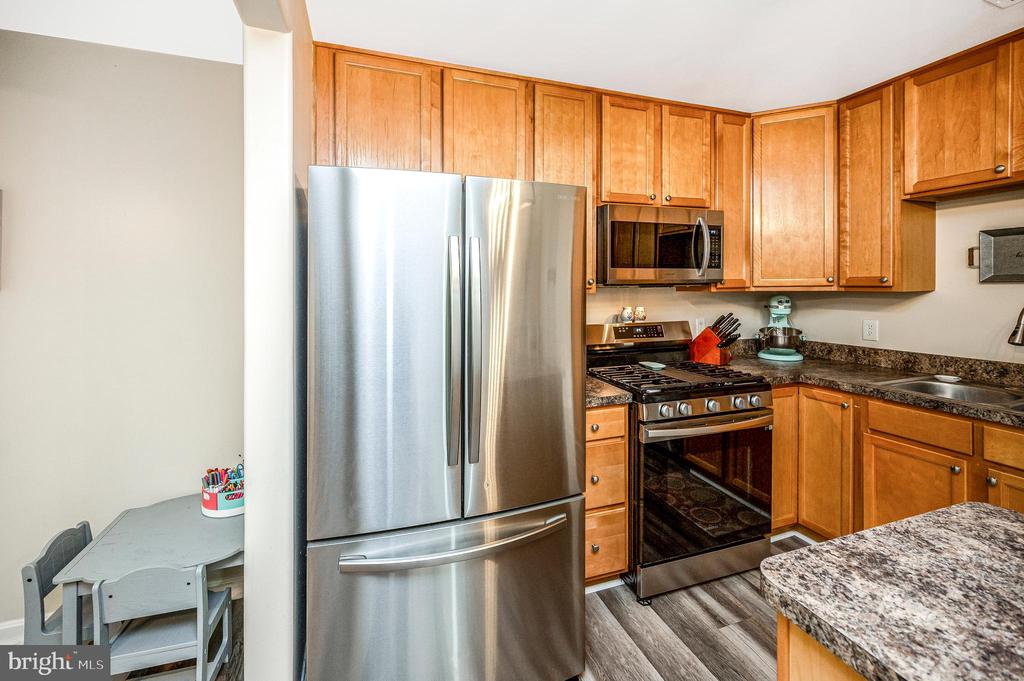 23044 SIR BARTON COURT
