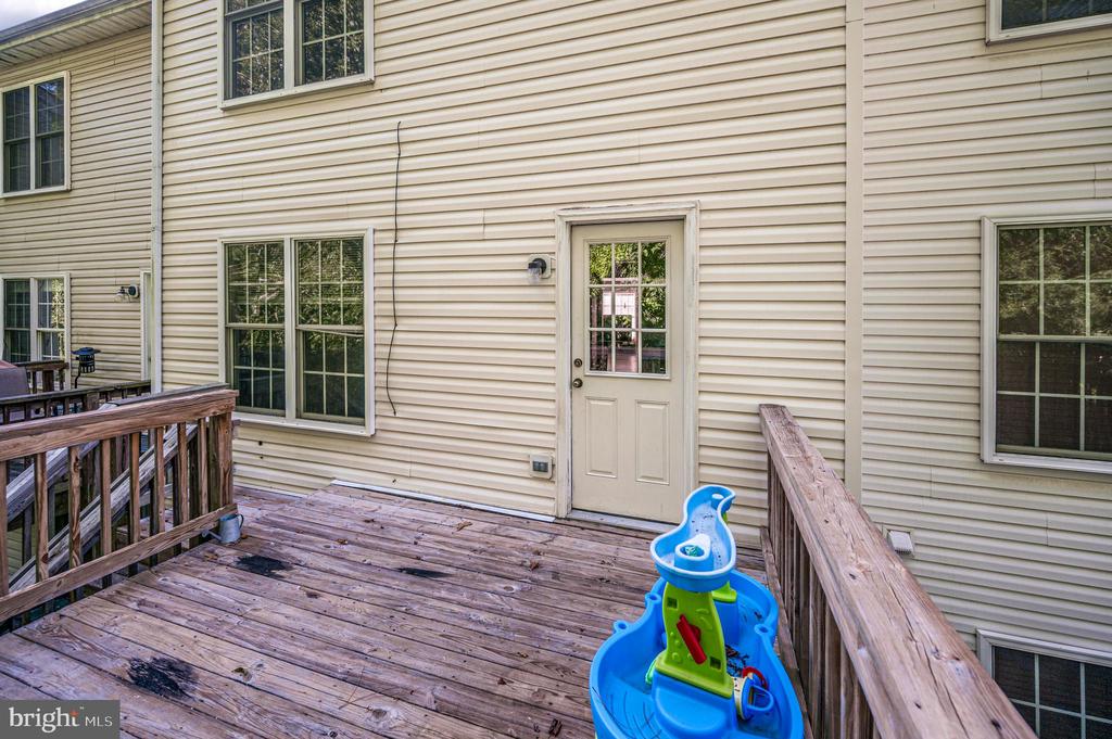 23044 SIR BARTON COURT
