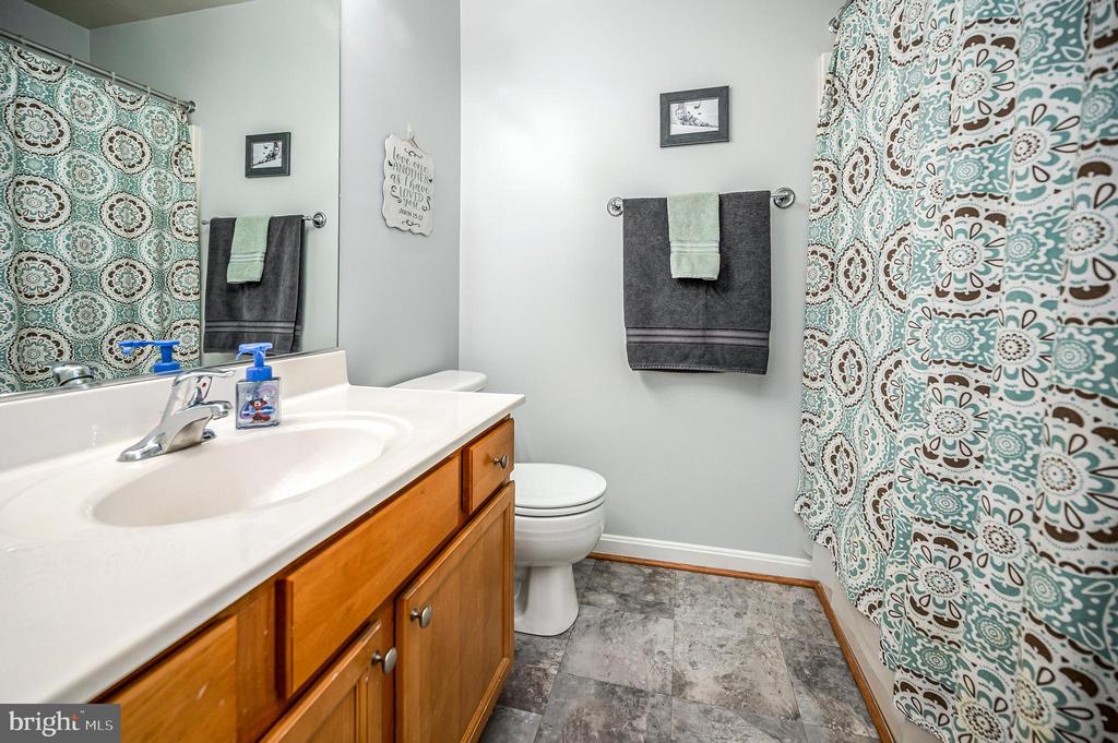 23044 SIR BARTON COURT