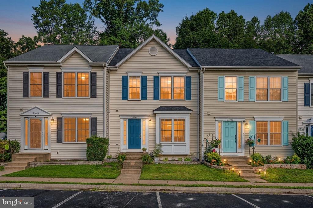 23044 SIR BARTON COURT