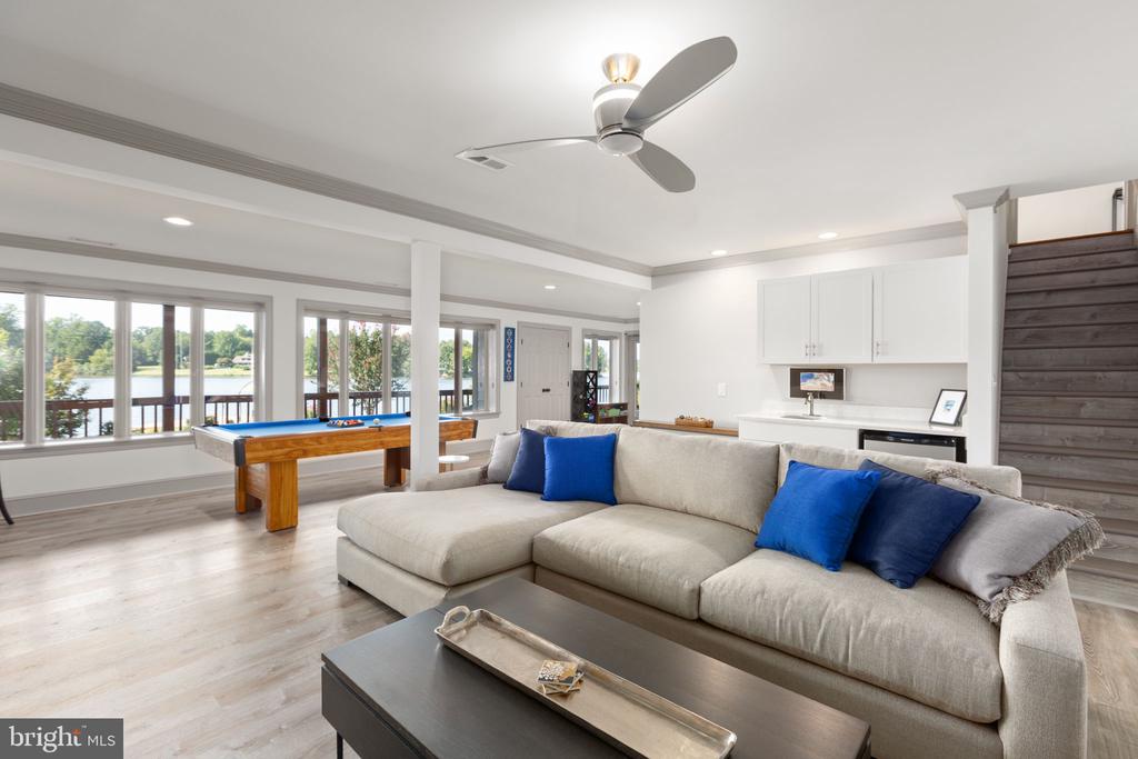 12 MAHON CIRCLE