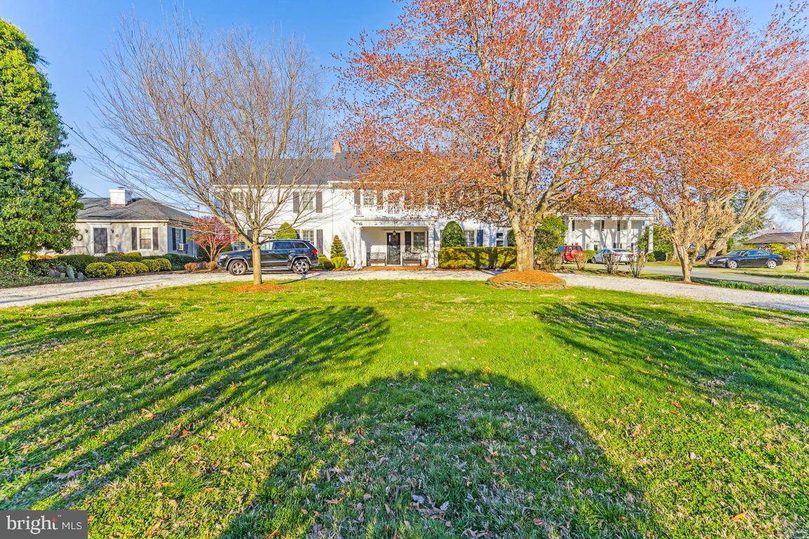 704 S Water LANE