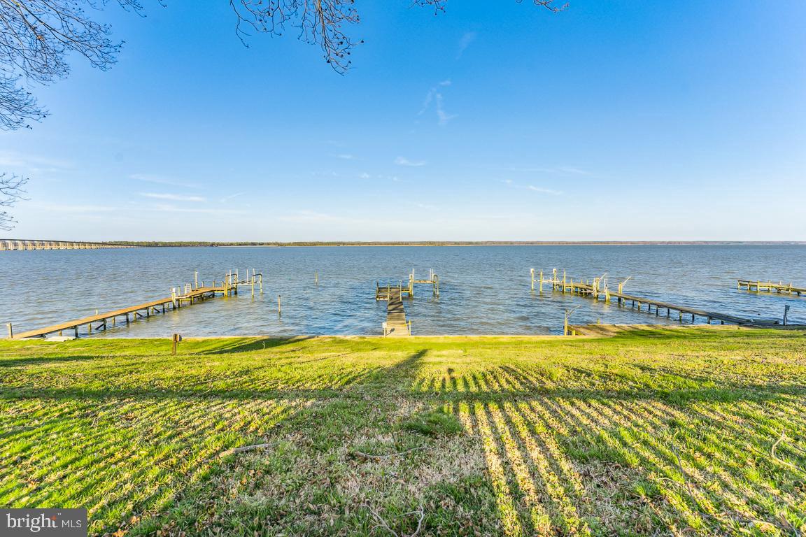704 S Water LANE