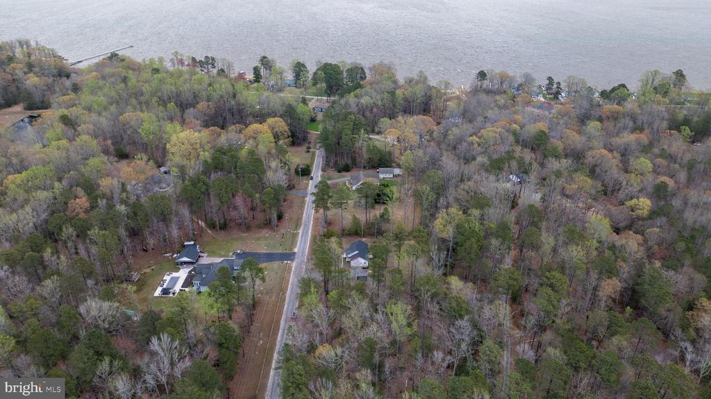 300 RIVER OAKS ROAD