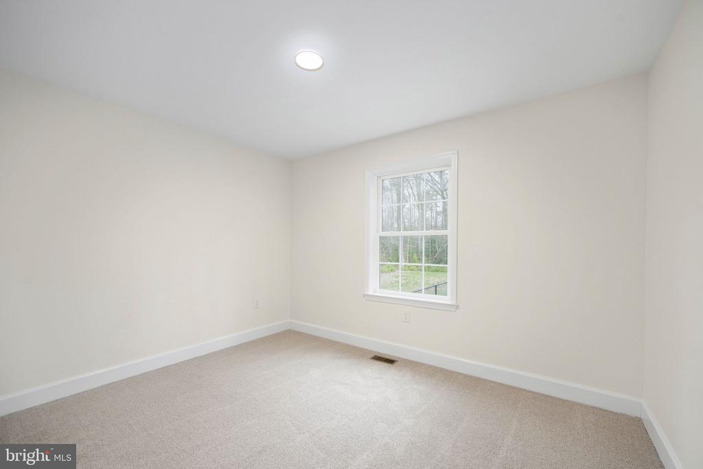 300 RIVER OAKS ROAD