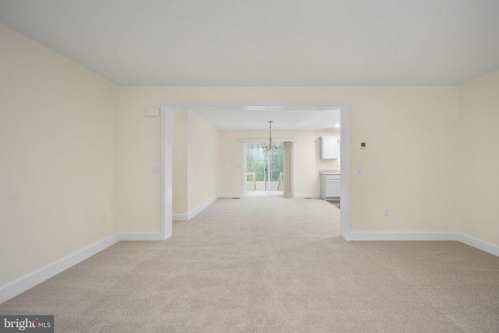 300 RIVER OAKS ROAD