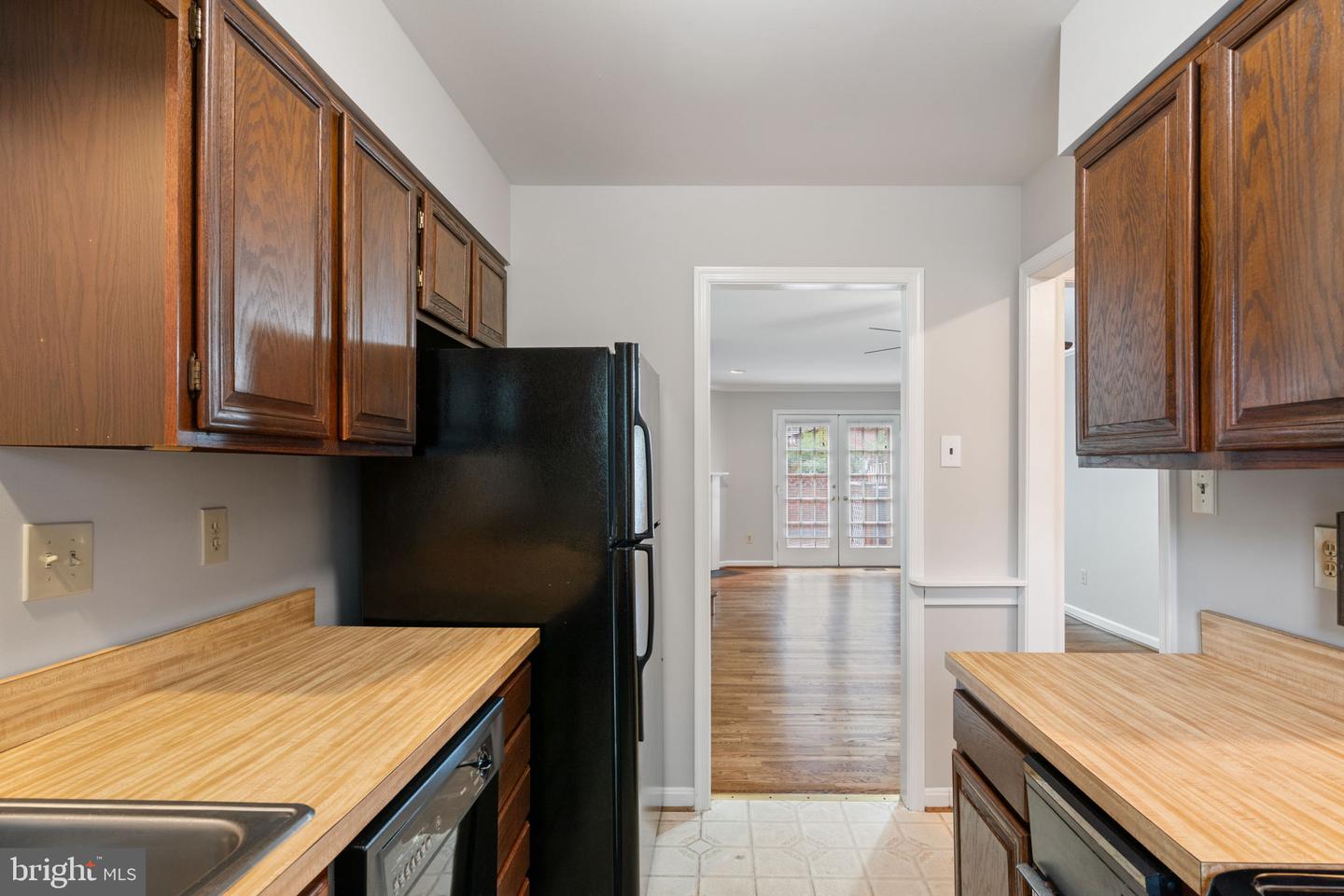 103 Great Falls STREET Unit: 13