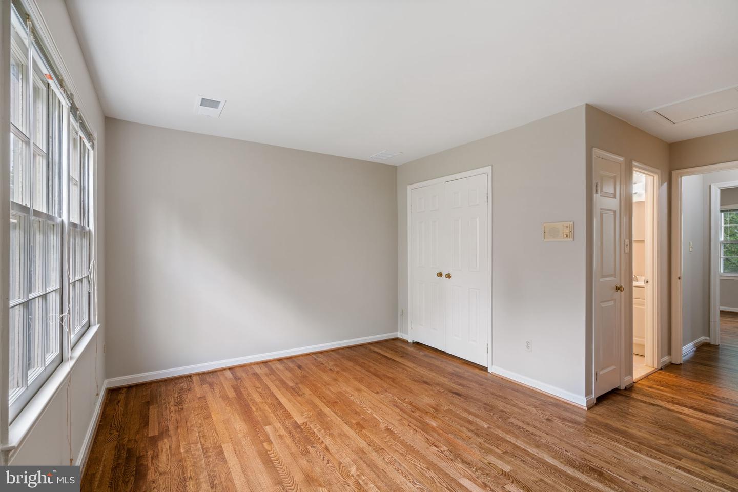 103 Great Falls STREET Unit: 13