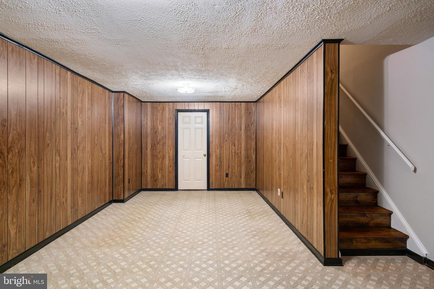 103 Great Falls STREET Unit: 13