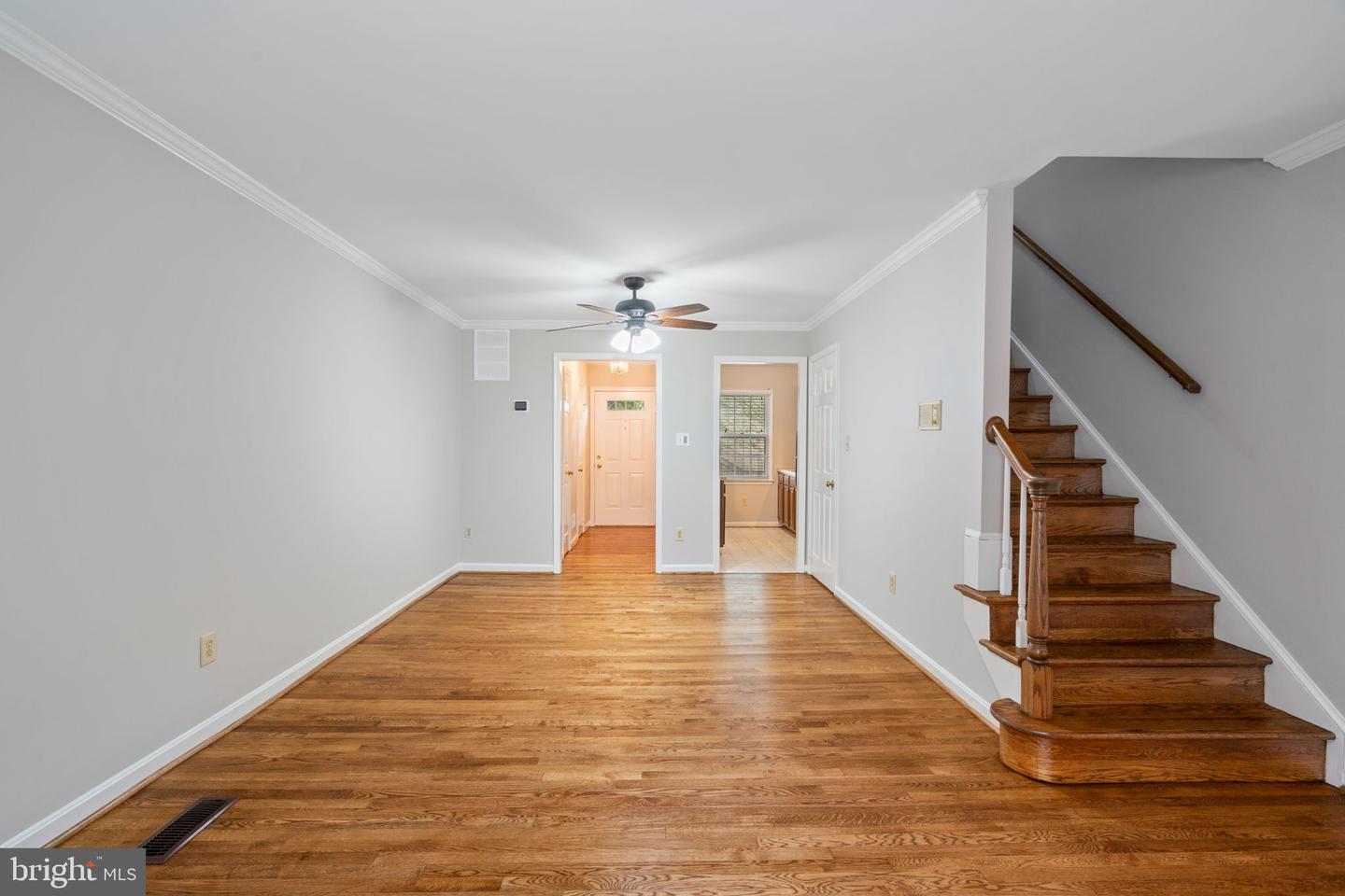 103 Great Falls STREET Unit: 13
