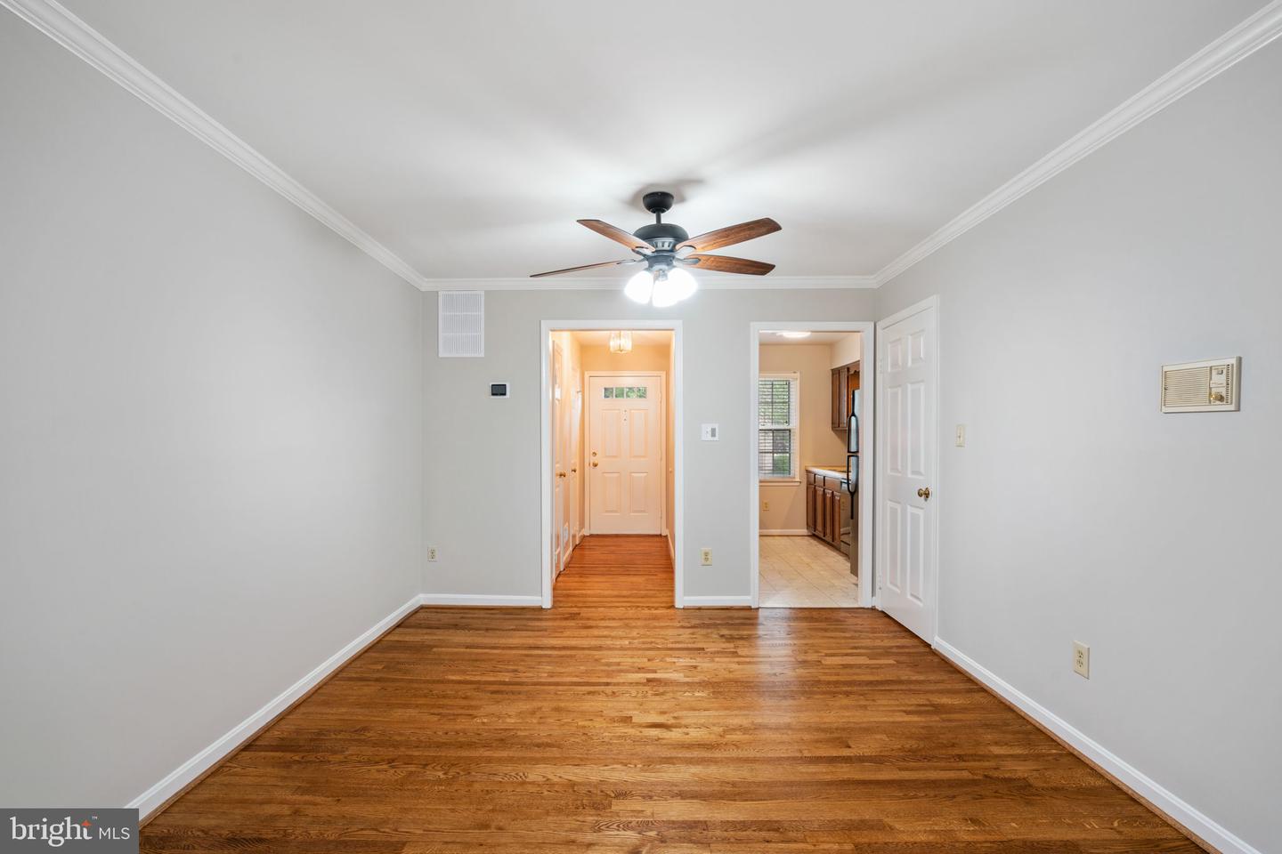 103 Great Falls STREET Unit: 13