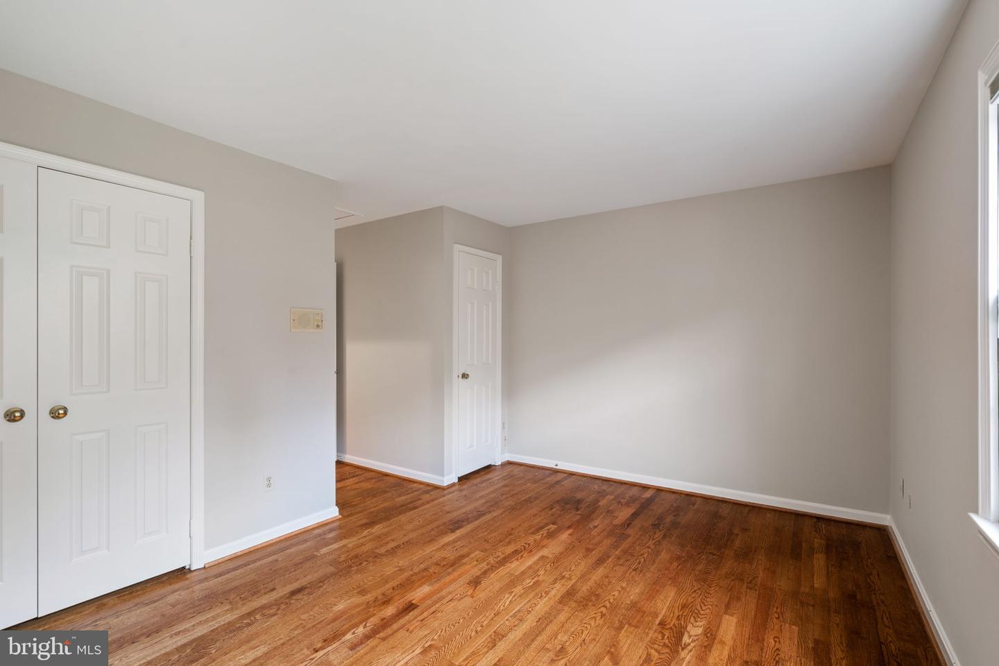 103 Great Falls STREET Unit: 13