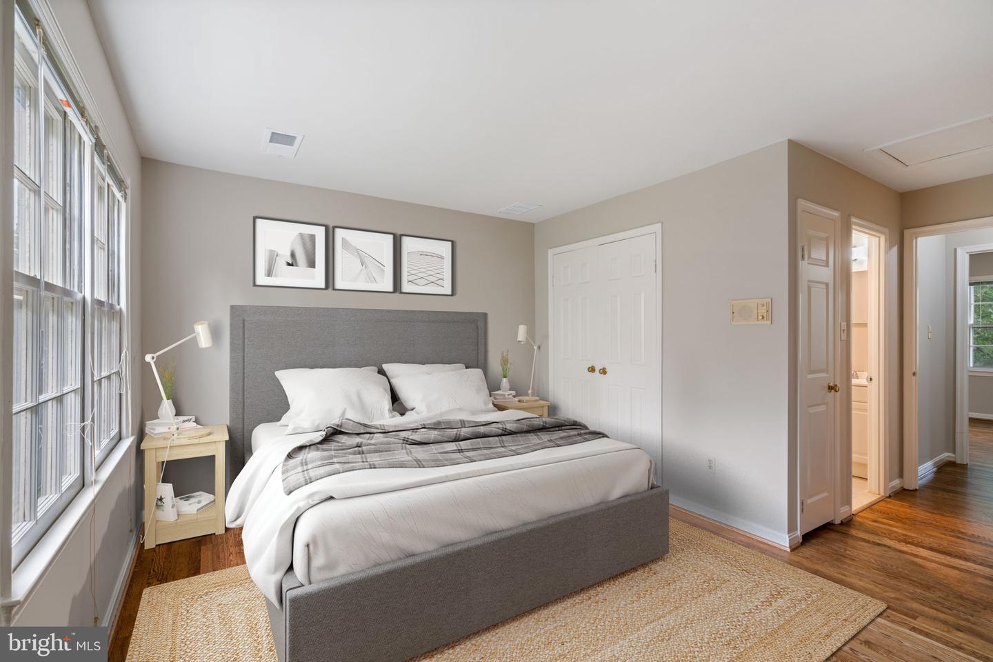103 Great Falls STREET Unit: 13