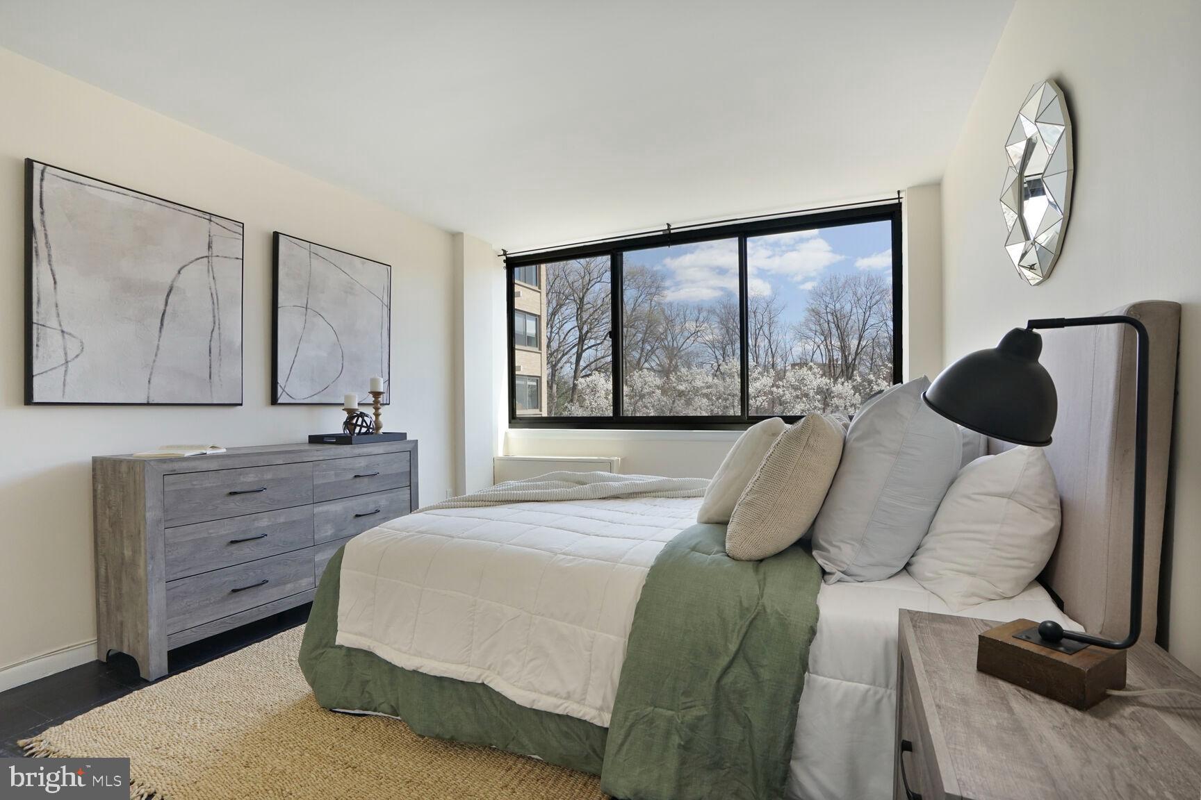 600 Roosevelt Blvd #412