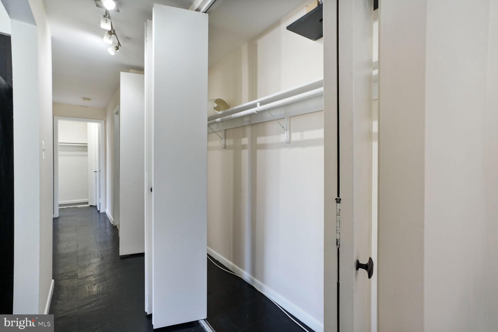 600 Roosevelt Blvd #412