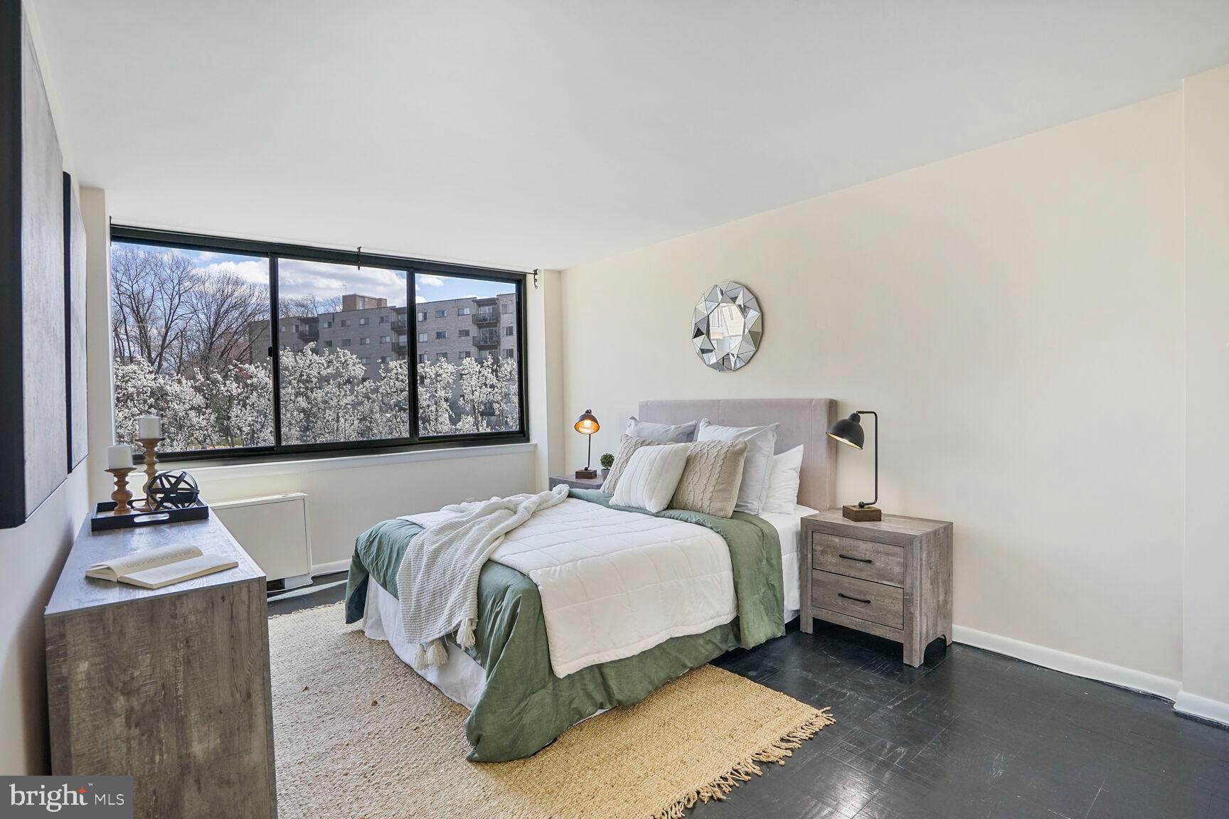600 Roosevelt Blvd #412