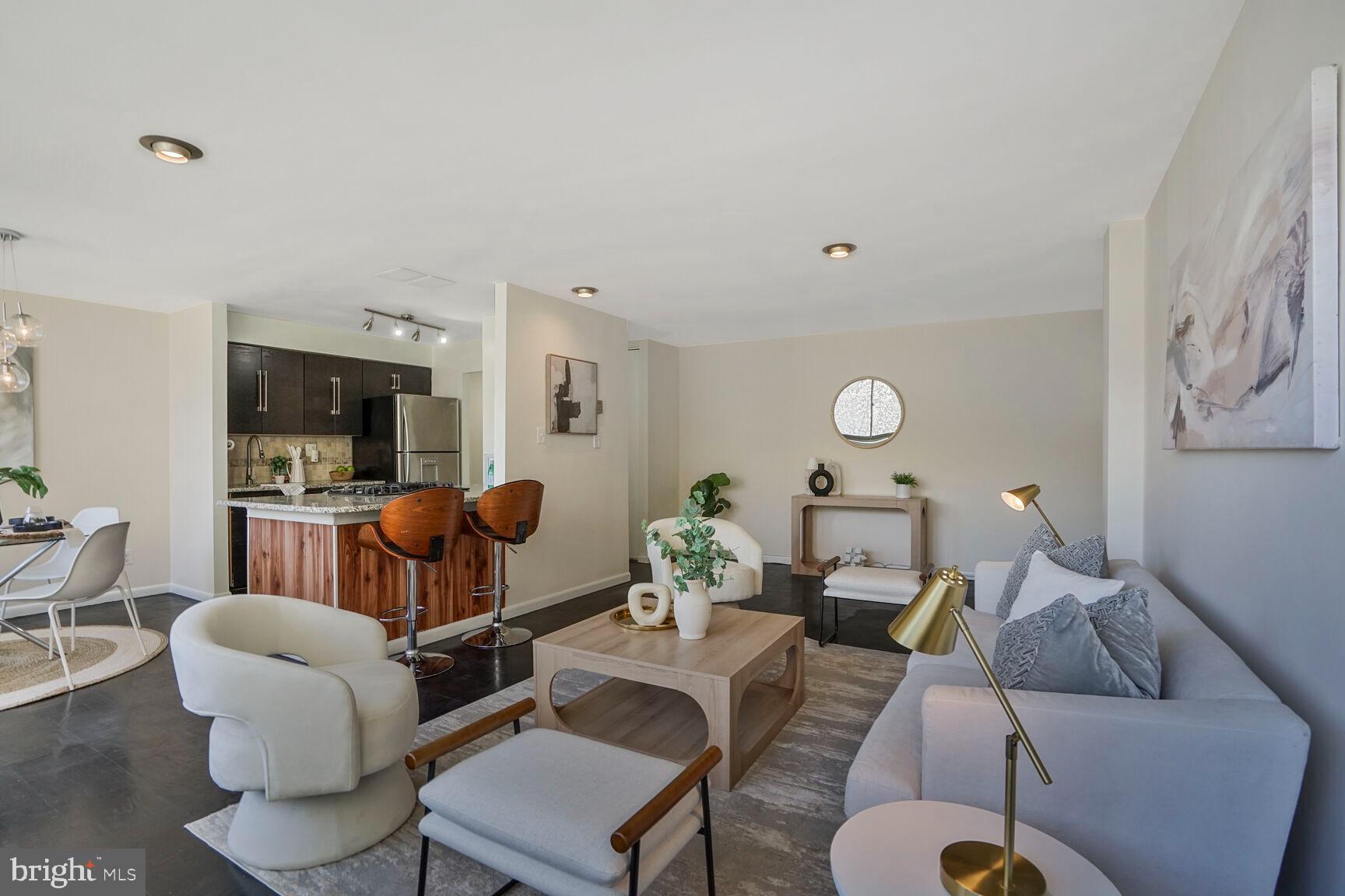 600 Roosevelt Blvd #412