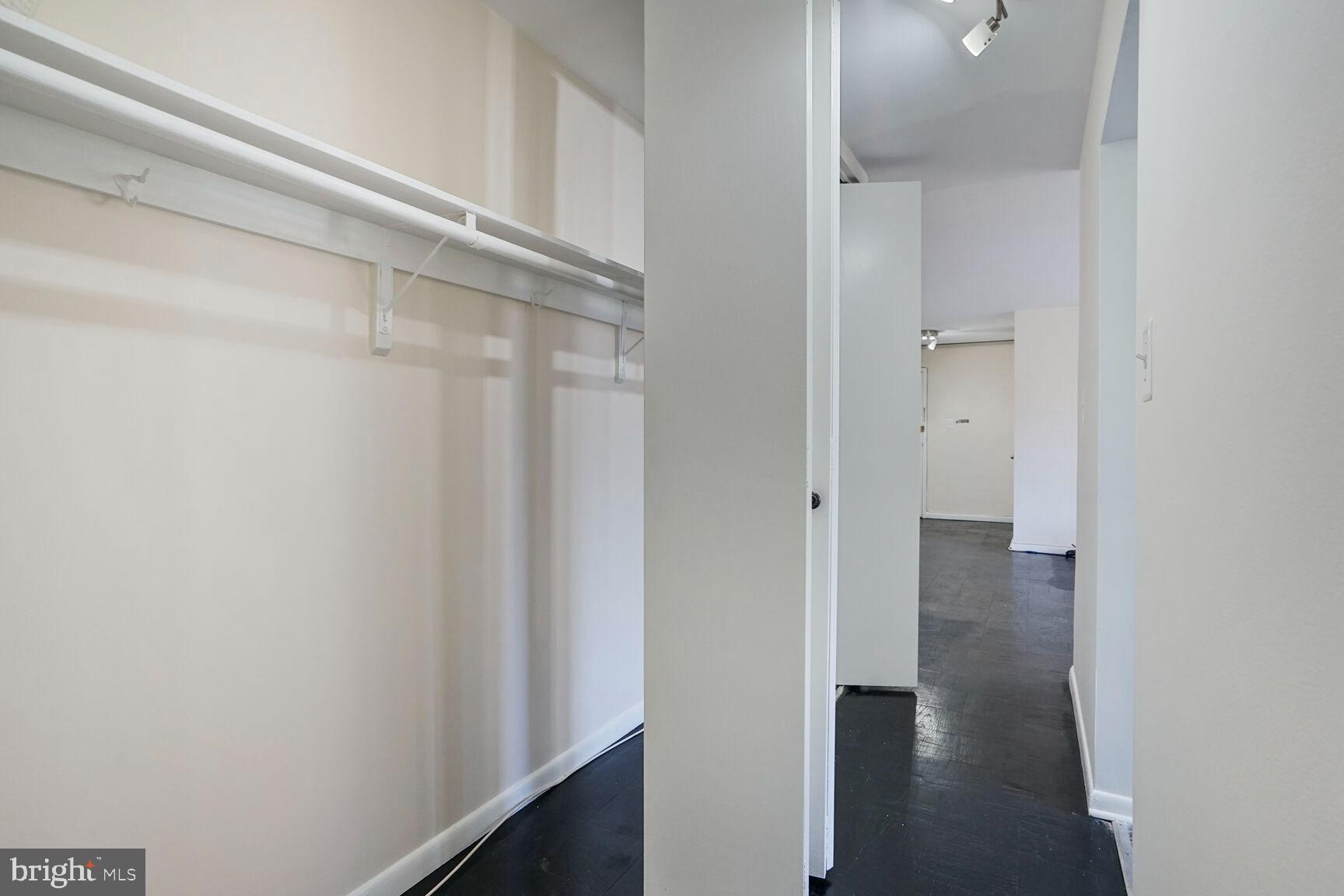 600 Roosevelt Blvd #412