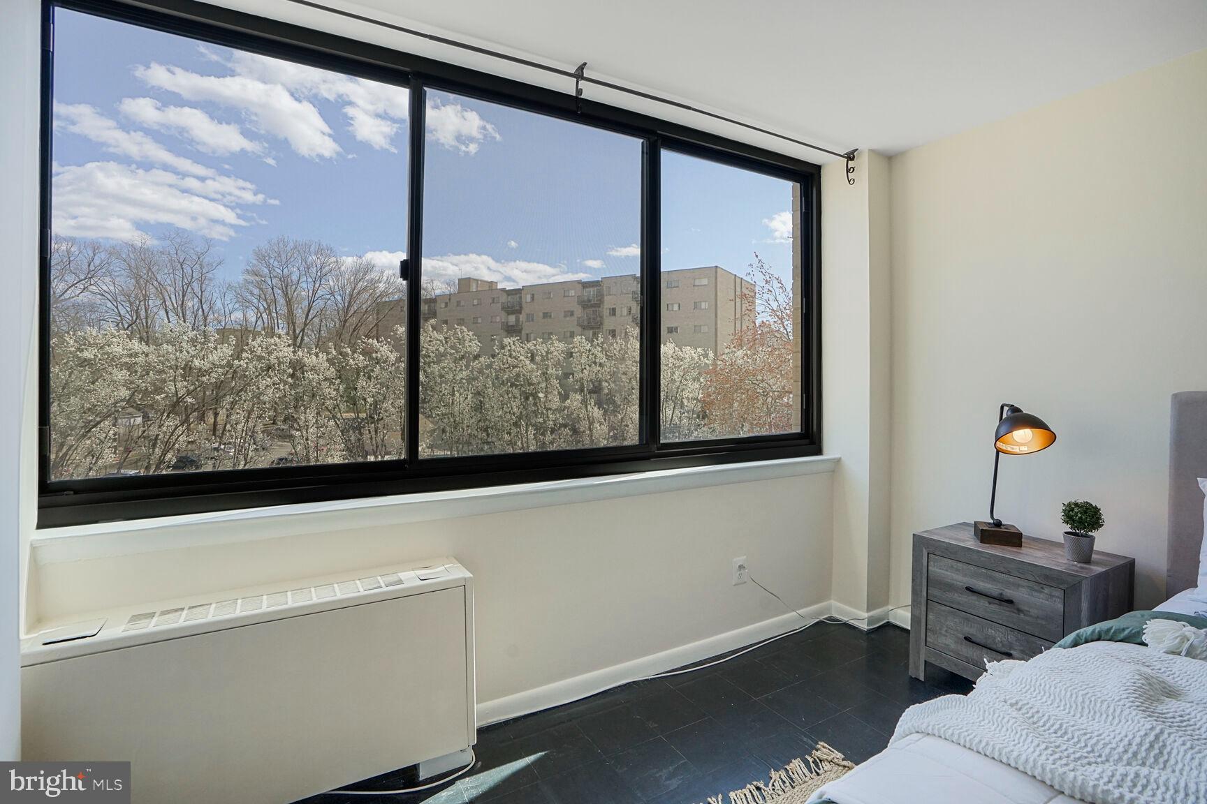 600 Roosevelt Blvd #412