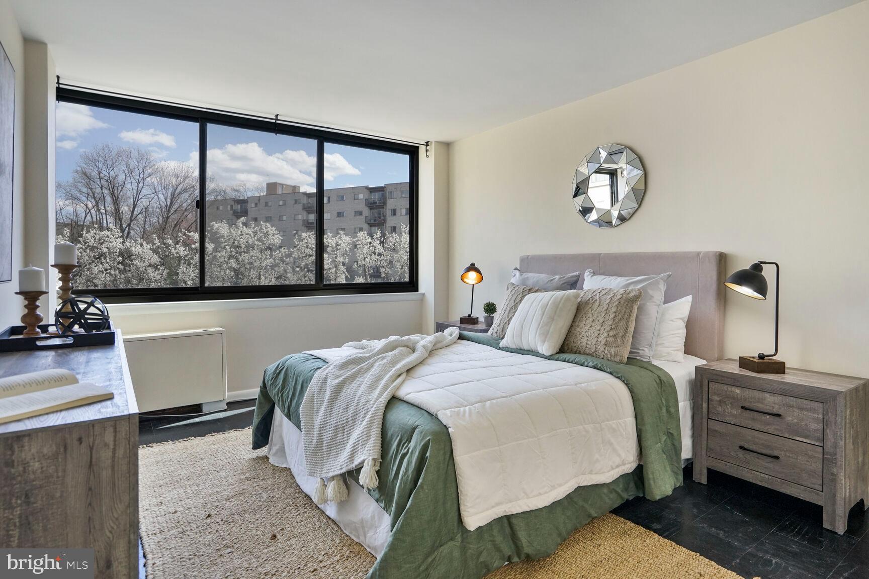 600 Roosevelt Blvd #412
