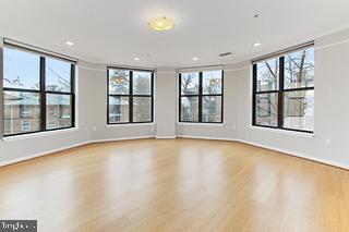 444 W BROAD STREET 229